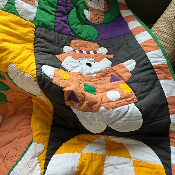 Marshall Fields Santa Bear Blanket celebrating first 10 years of the Santa Bear! - Picture 7 of 10